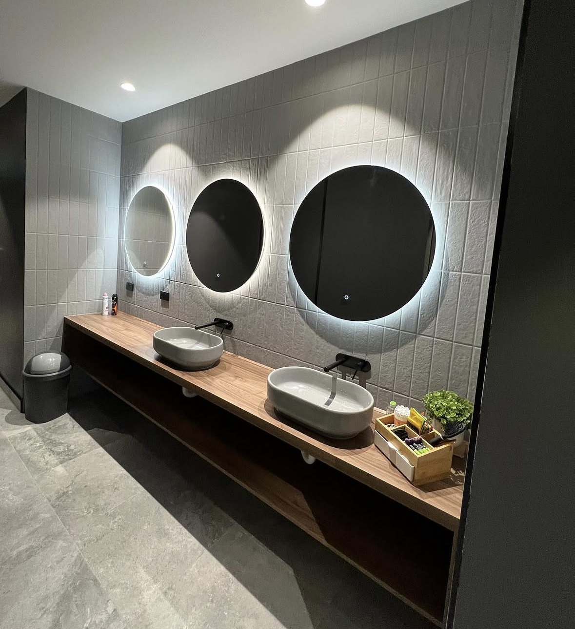 Commercial Feature Wall & Fit-Out detail 3